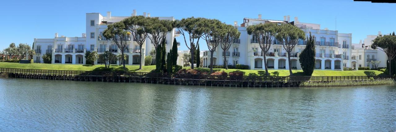 Vilamoura Marina Lake Luaran gambar